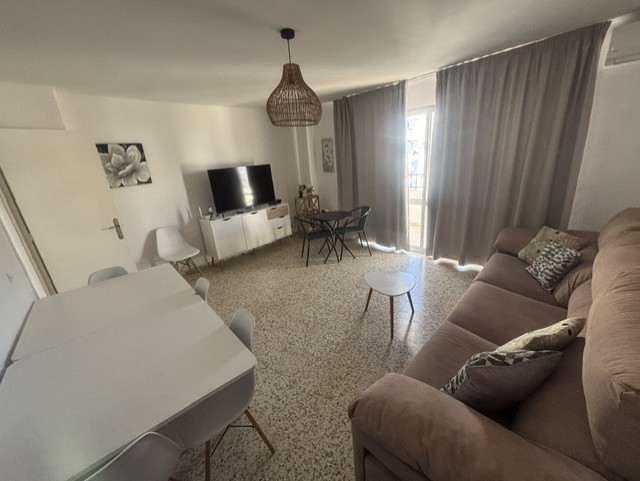 APPARTEMENT SPACIEUX AVEC UNE TERRASSE ENSOLEILLÉE DE 50 M2