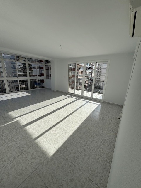 Prächtige 100 m² große Wohnung.