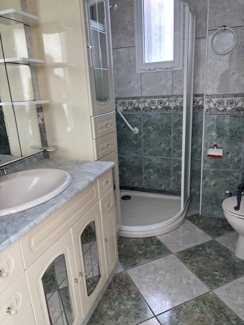 Prächtige 100 m² große Wohnung.