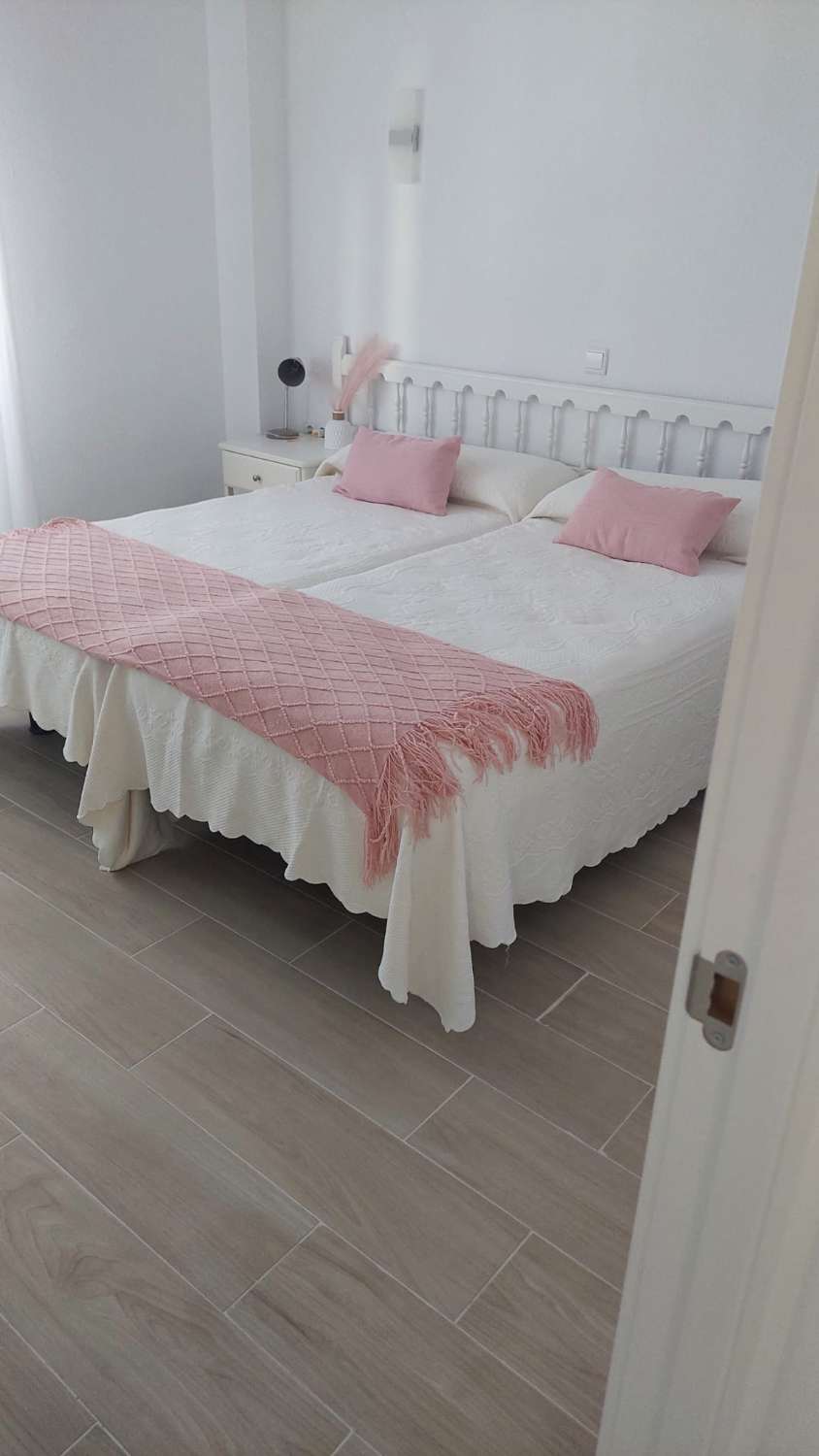 PISO DE CORTA TEMPORADA .PRECIO 950 E/MES