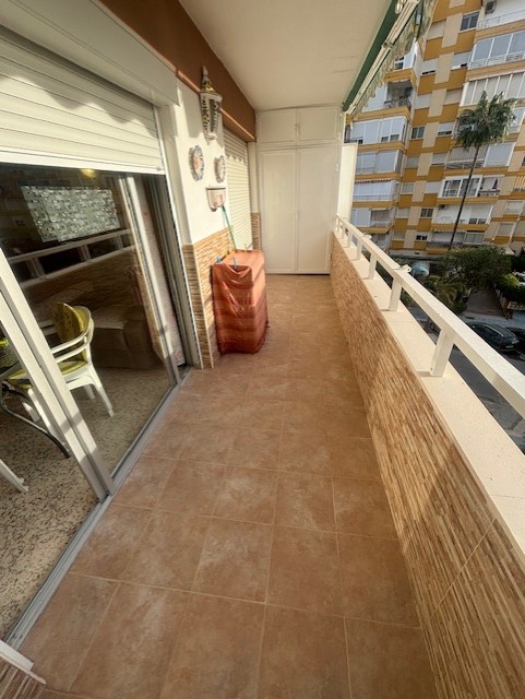 MAGNIFICO PISO CON ORIENTACION ESTE