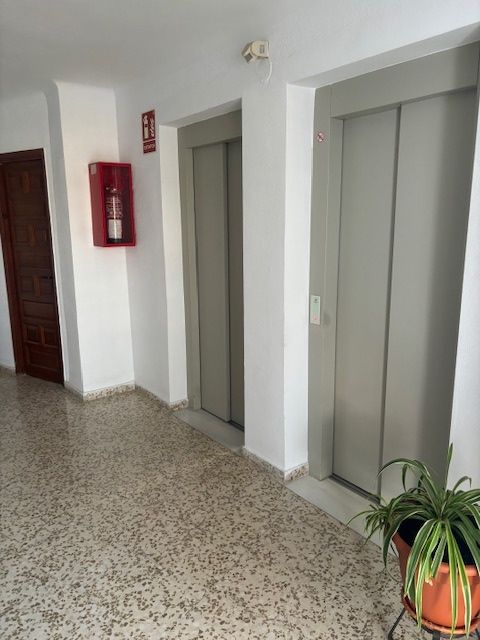 MAGNIFICO PISO CON ORIENTACION ESTE