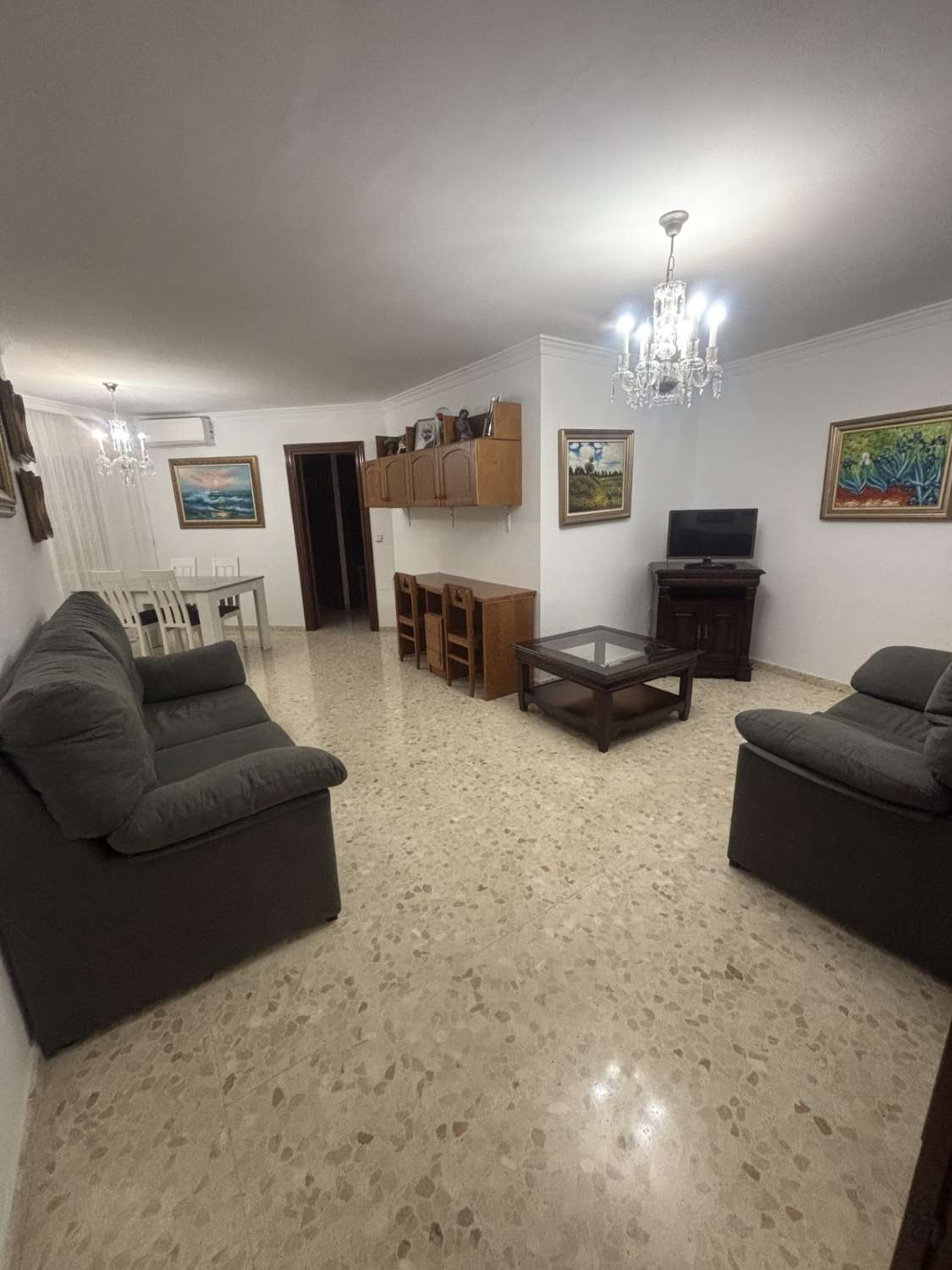 PISO CENTRICO DE TEMPORADA