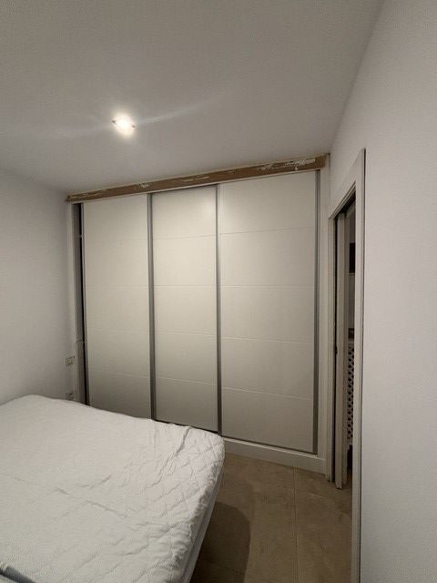 APARTAMENTO CON VISTAS AL MAR. SOLEADO.