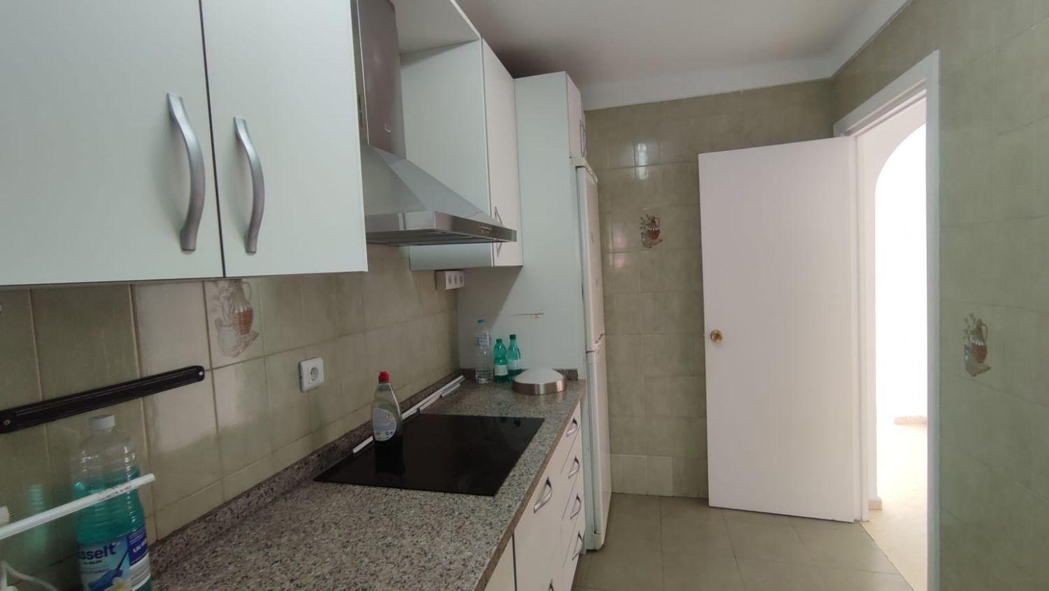Piso en venta en Caleta de Vélez