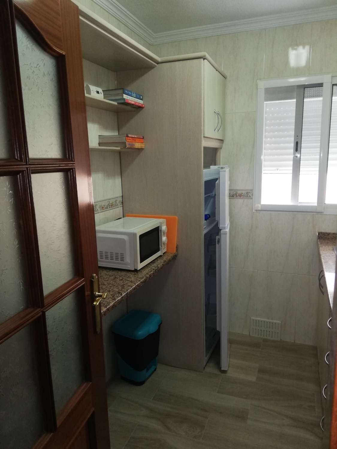 APARTAMENTO DE  CORTA TEMPORADA. 440 € /MES
