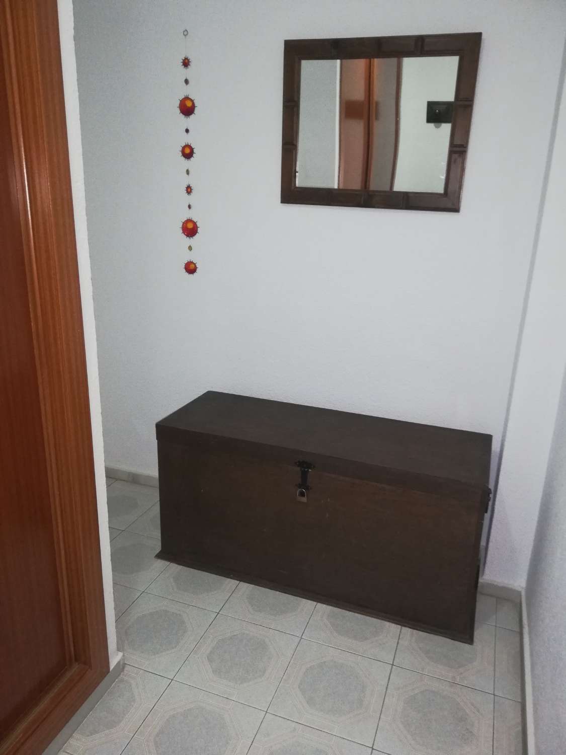 APARTAMENTO DE  CORTA TEMPORADA. 440 € /MES