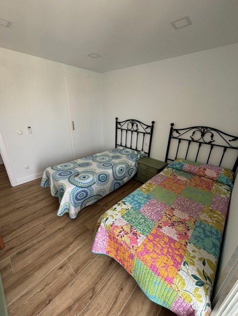 SHORT TERM APARTMENT .850€ / MONTH