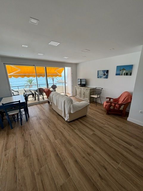SHORT TERM APARTMENT .850€ / MONTH