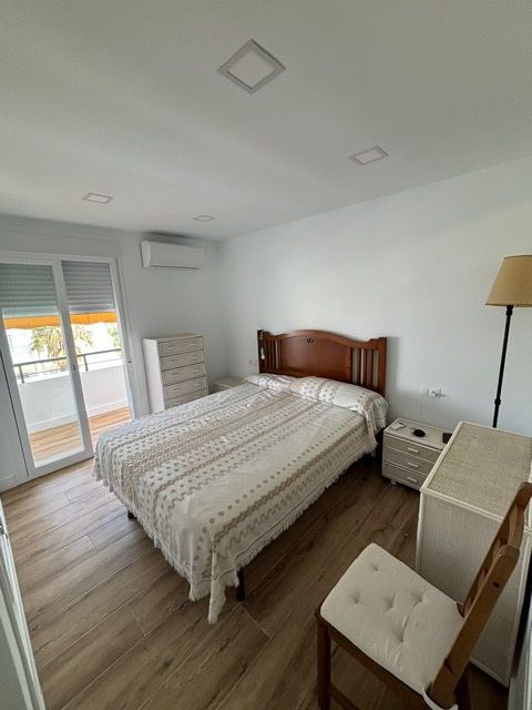 SHORT TERM APARTMENT .850€ / MONTH