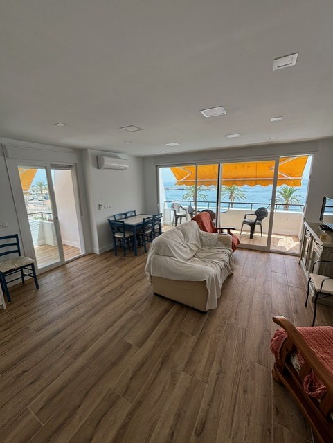 SHORT TERM APARTMENT .850€ / MONTH