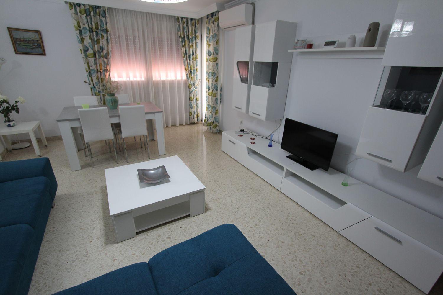 SHORT TERM APARTMENT .670 € / MONTH
