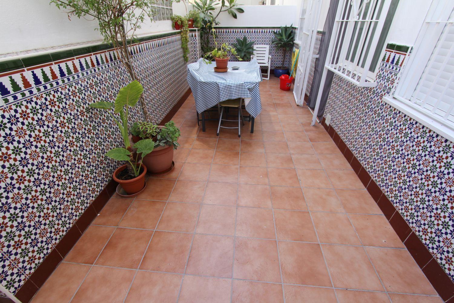 SHORT TERM APARTMENT .670 € / MONTH