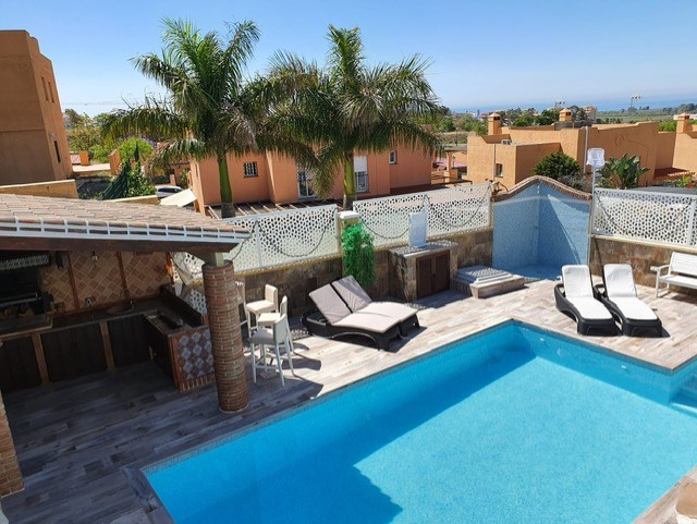 Chalet for sale in Viña Málaga (Torre del Mar)