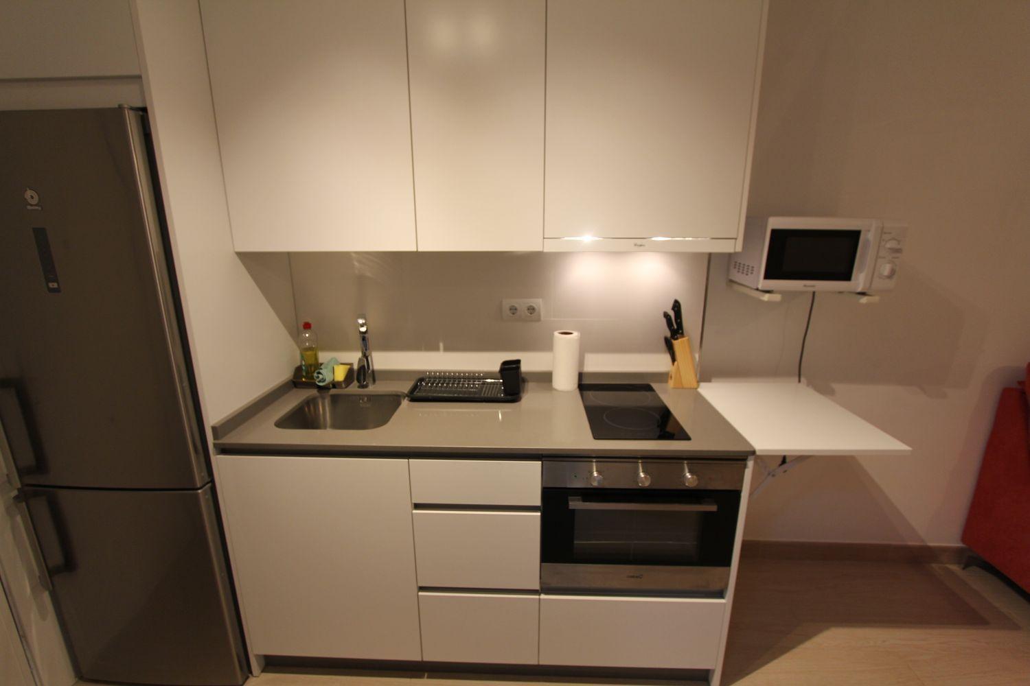 ESTUDIO DE  CORTA TEMPORADA. 420€ /MES
