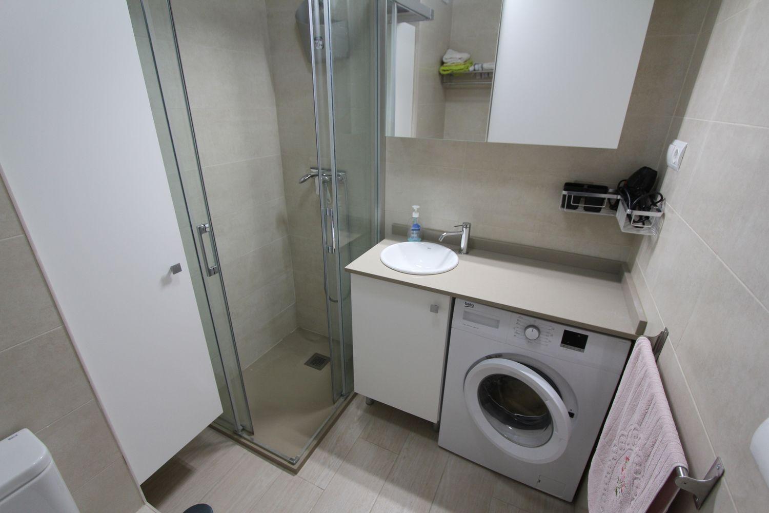 ESTUDIO DE  CORTA TEMPORADA. 420€ /MES