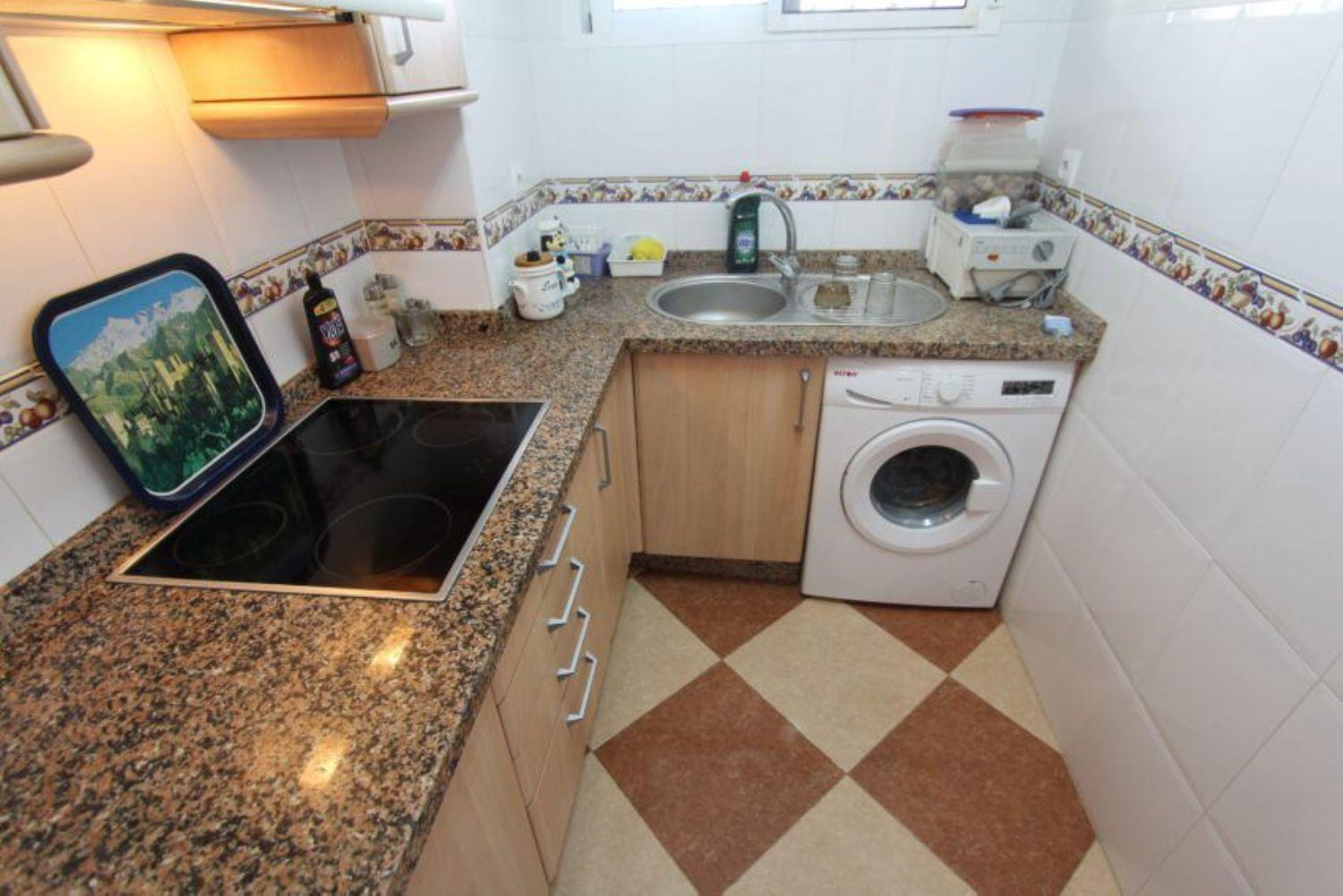 TORE TORE AREA FLOOR. AVAILABLE FROM SPET TO JUNE. PRICE: €550 / MONTH