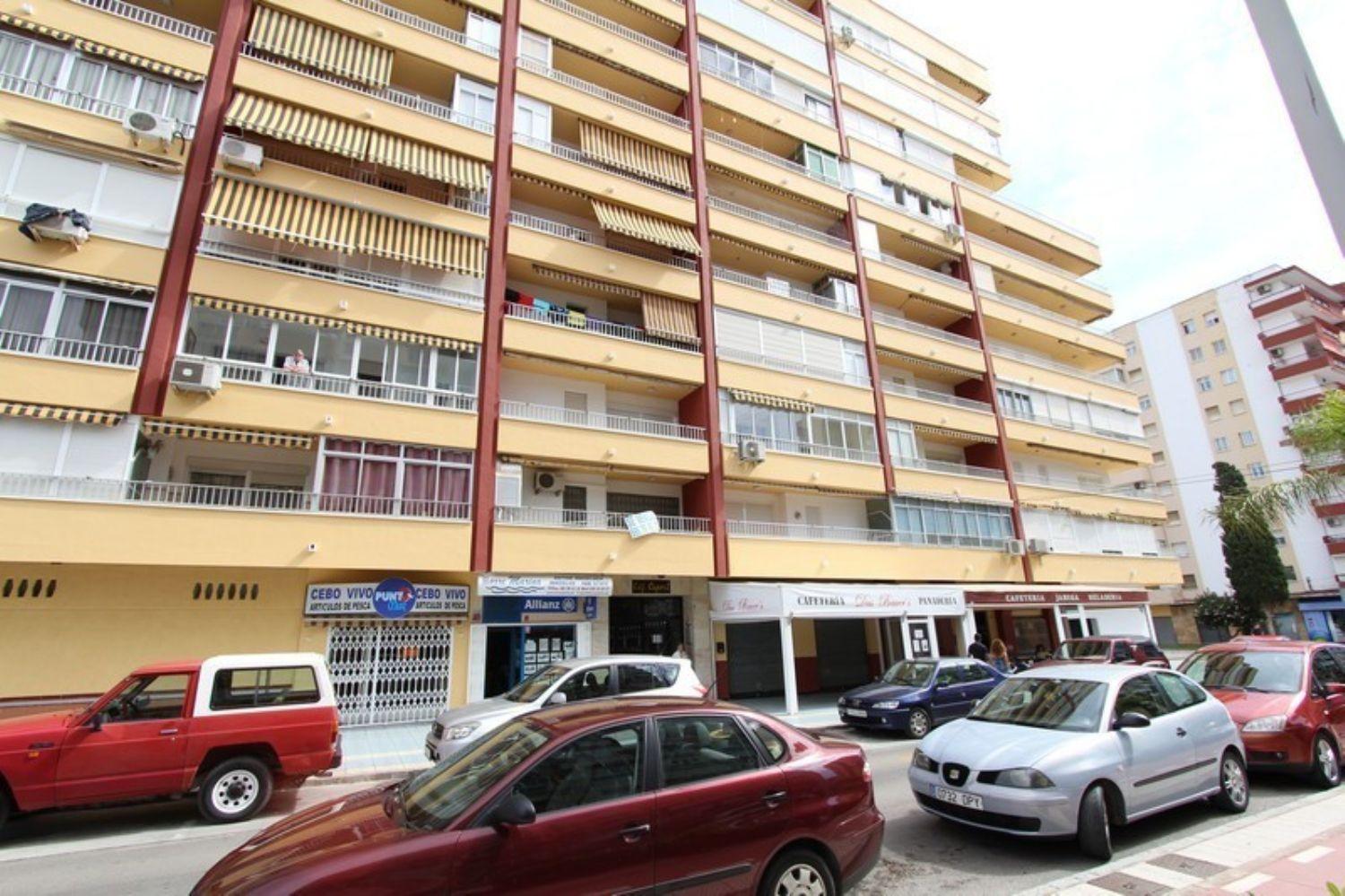 PISO  DE  CORTA TEMPORADA. 490 € /MES