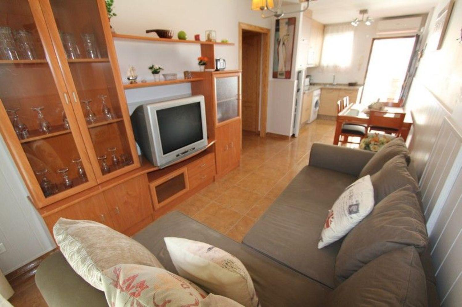 SHORT TERM APARTMENT. €490/MONTH