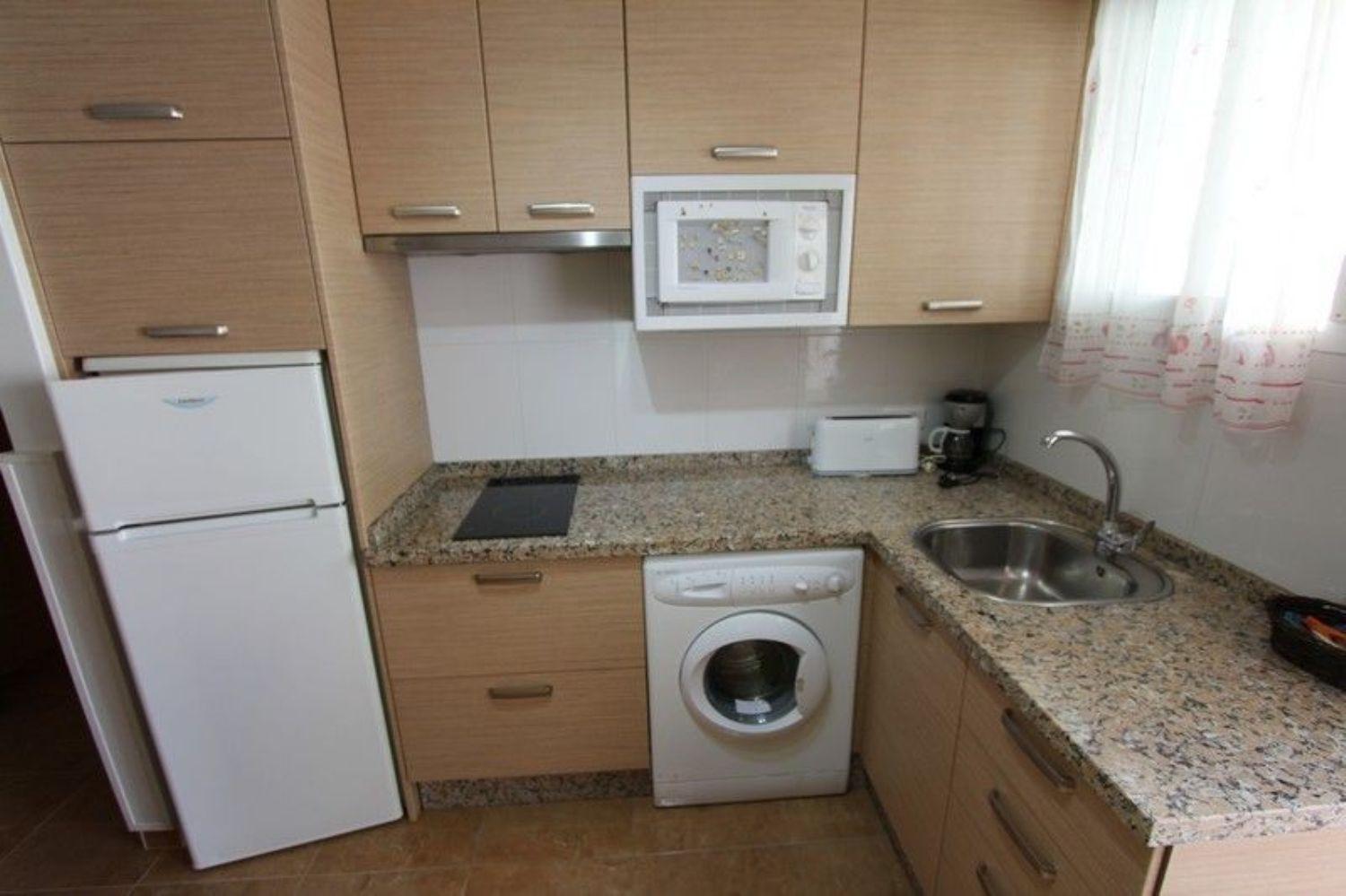 SHORT TERM APARTMENT. €490/MONTH