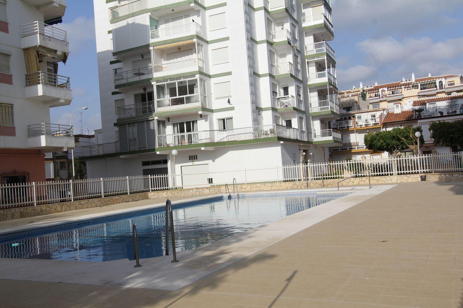 SHORT TERM APARTMENT. €490/MONTH