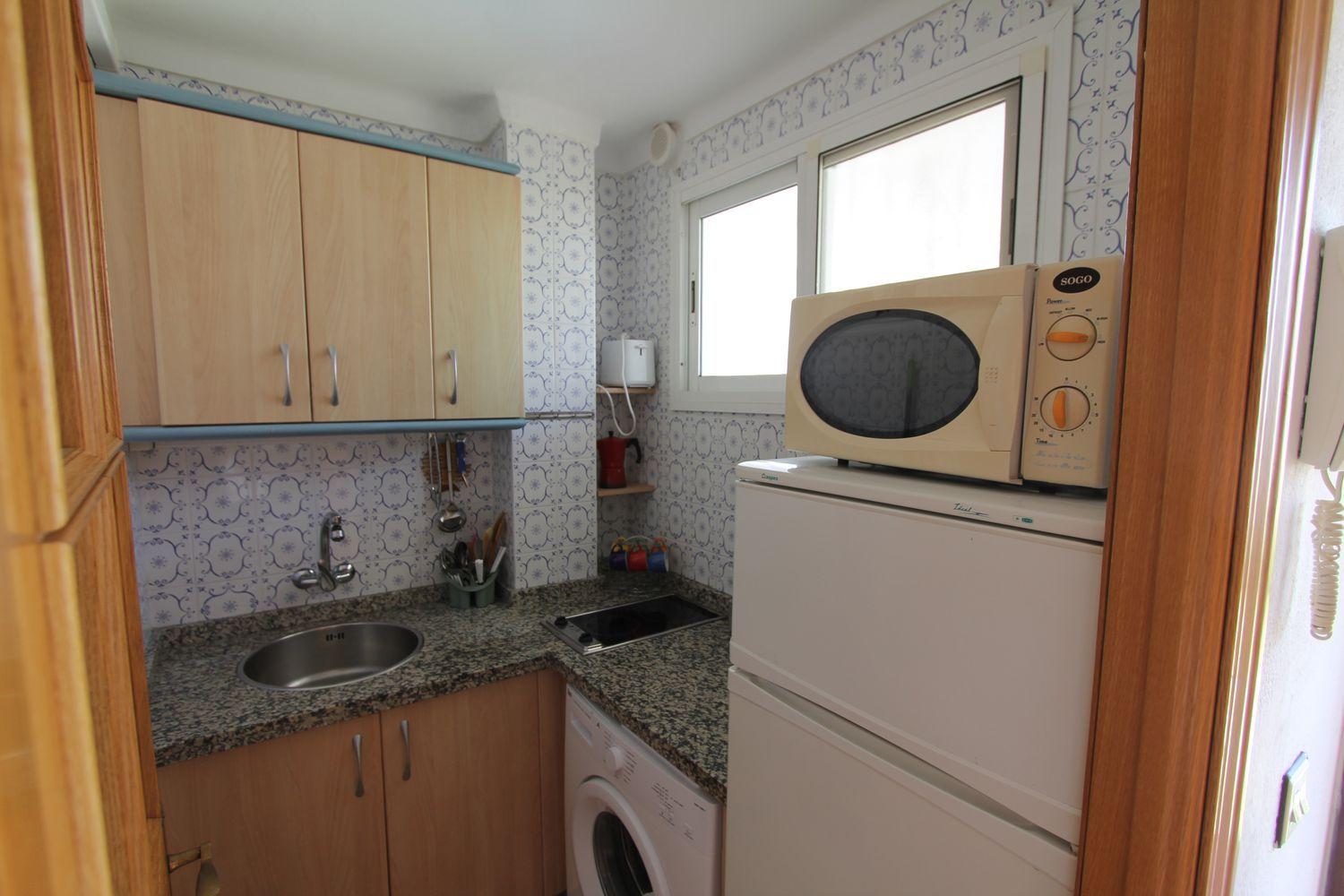 ESTUDIO DE  CORTA TEMPORADA. 440€ /MES