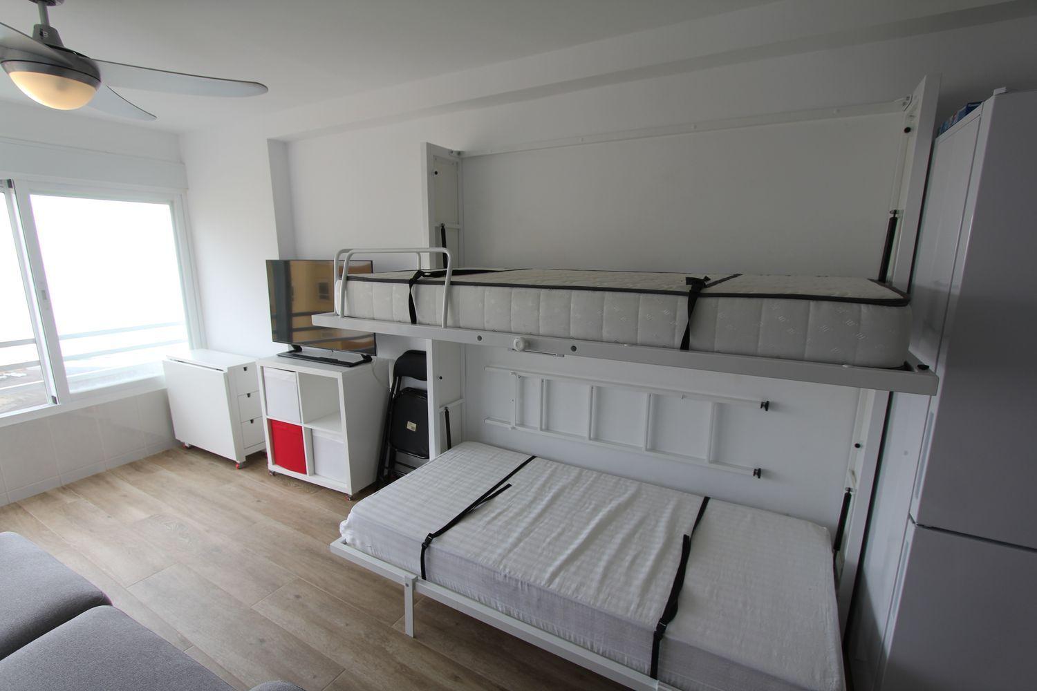 ESTUDIO DE  CORTA TEMPORADA. 450 € /MES