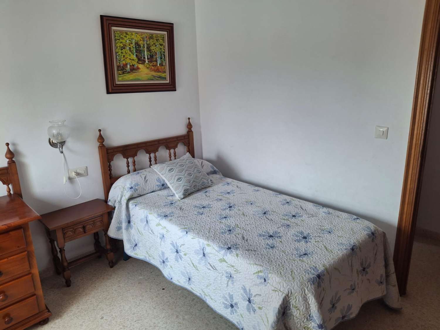 PISO 1ªLINEA  DE PLAYA DE OCTUBRE A MAYO . PRECIO: 650 € / MES