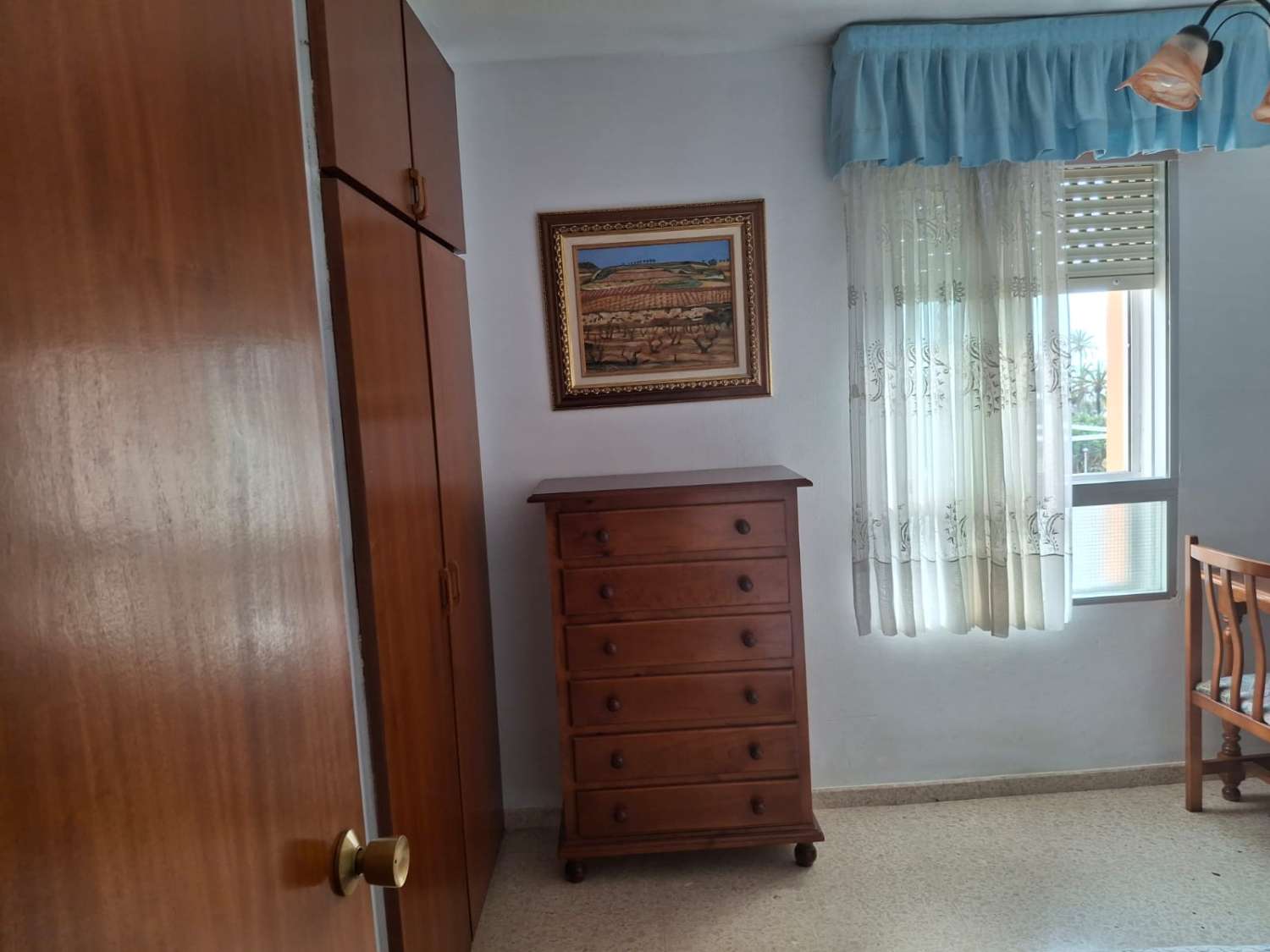 PISO 1ªLINEA  DE PLAYA DE OCTUBRE A MAYO . PRECIO: 650 € / MES