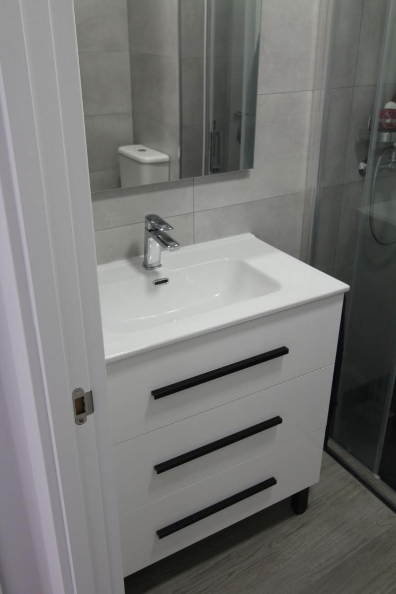 KURZE SAISONWOHNUNG. 600 €/MONAT