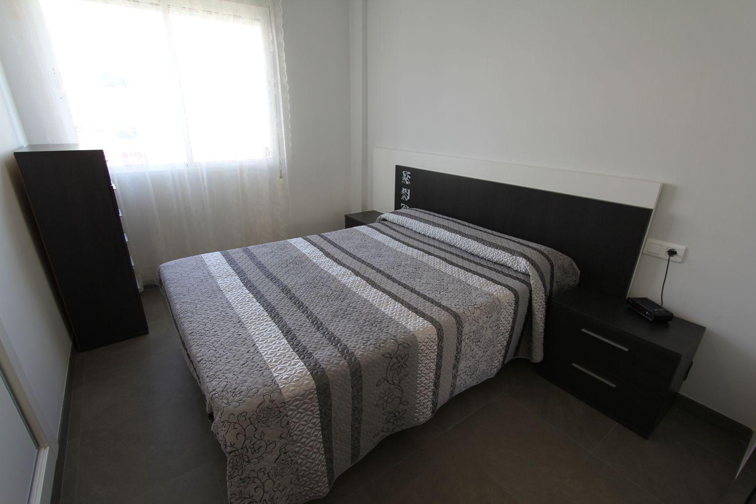 PISO DE CORTA TEMPORADA .650 € / MES