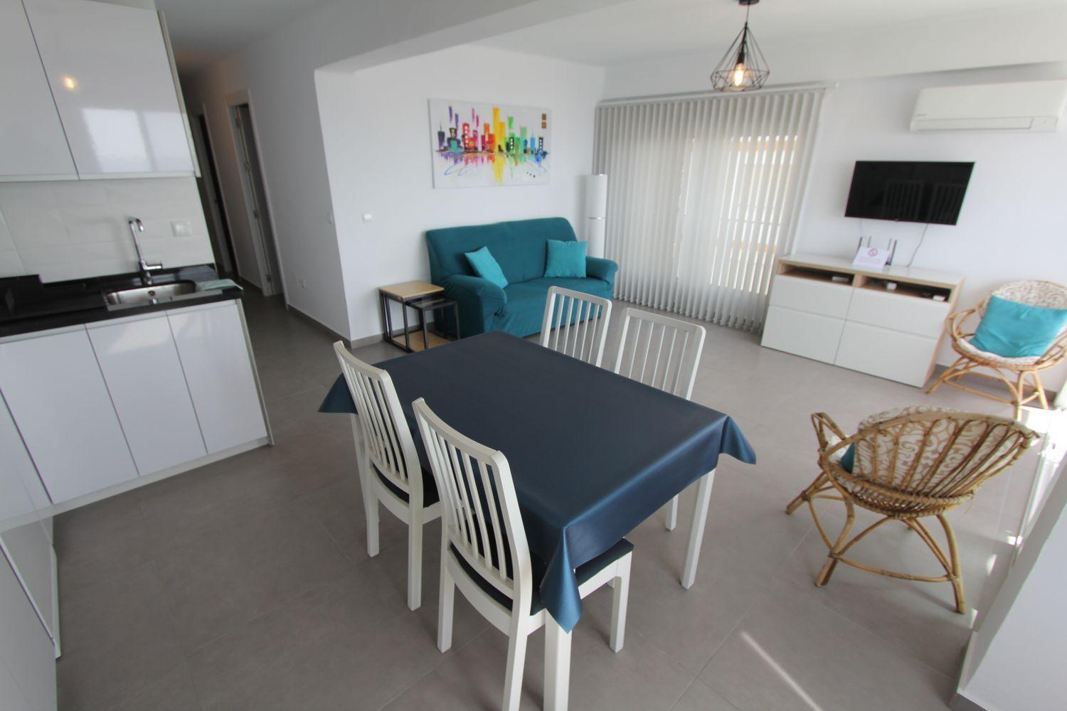 1st LINE BEACH SHORT TERM APARTMENT. €700/MONTH