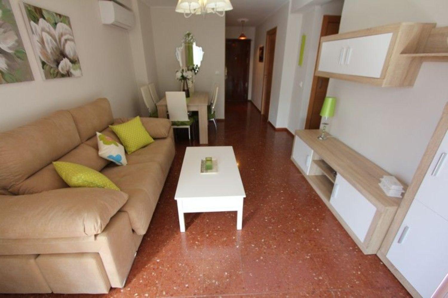 SHORT TERM APARTMENT PRICE 680 € / MONTH