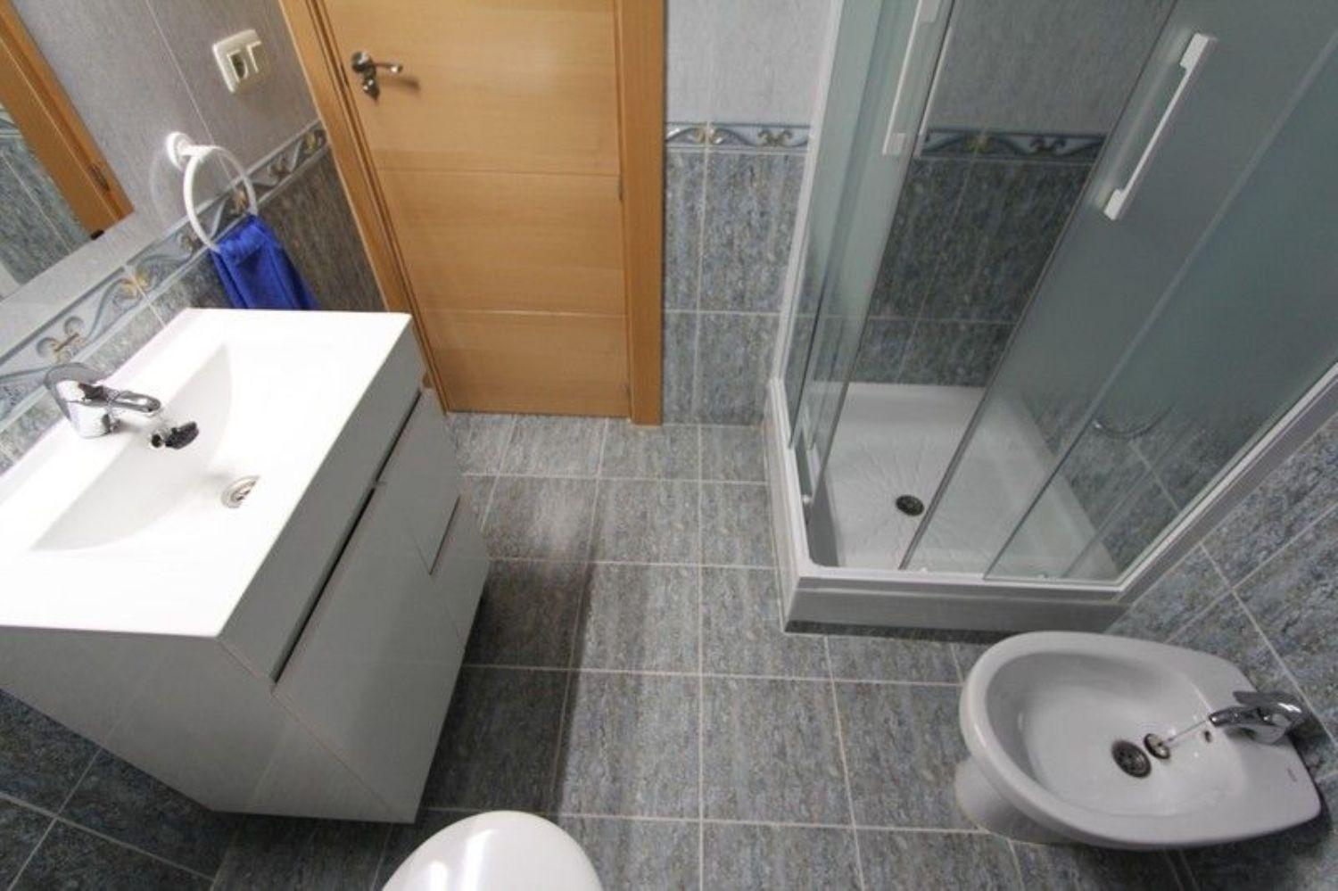SHORT TERM APARTMENT PRICE 680 € / MONTH