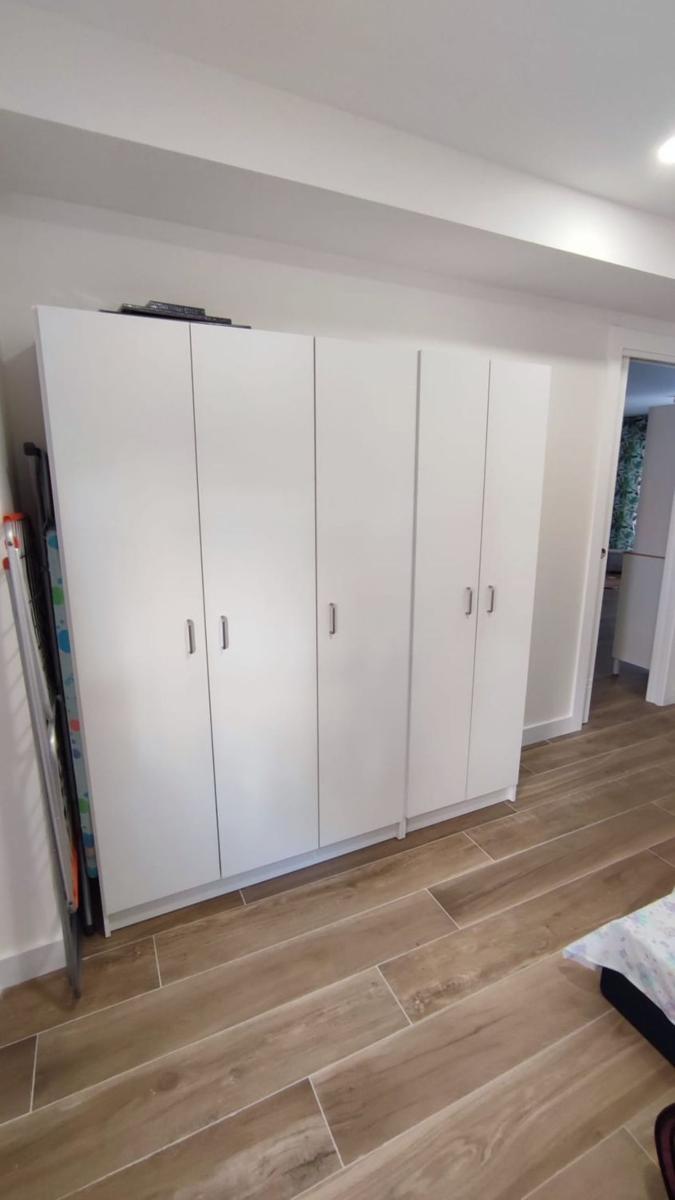 PISO DE  CORTA TEMPORADA. 935 € /MES