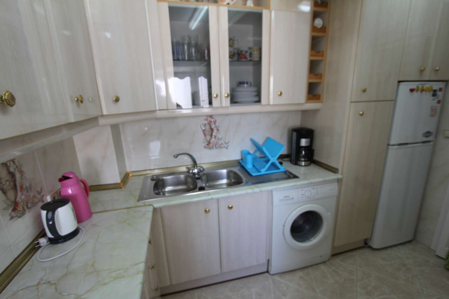 FRONTAL AL MAR PISO  DE  CORTA TEMPORADA. 825 € /MES