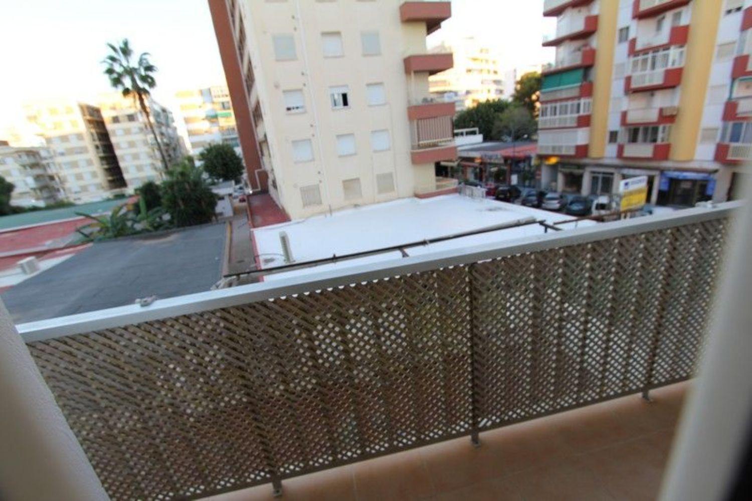 PISO  DE  CORTA TEMPORADA. 500 € /MES
