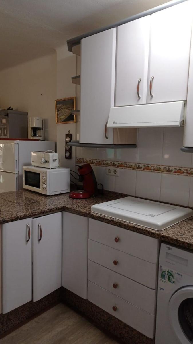 APARTAMENTO DE  CORTA TEMPORADA. 510 € /MES