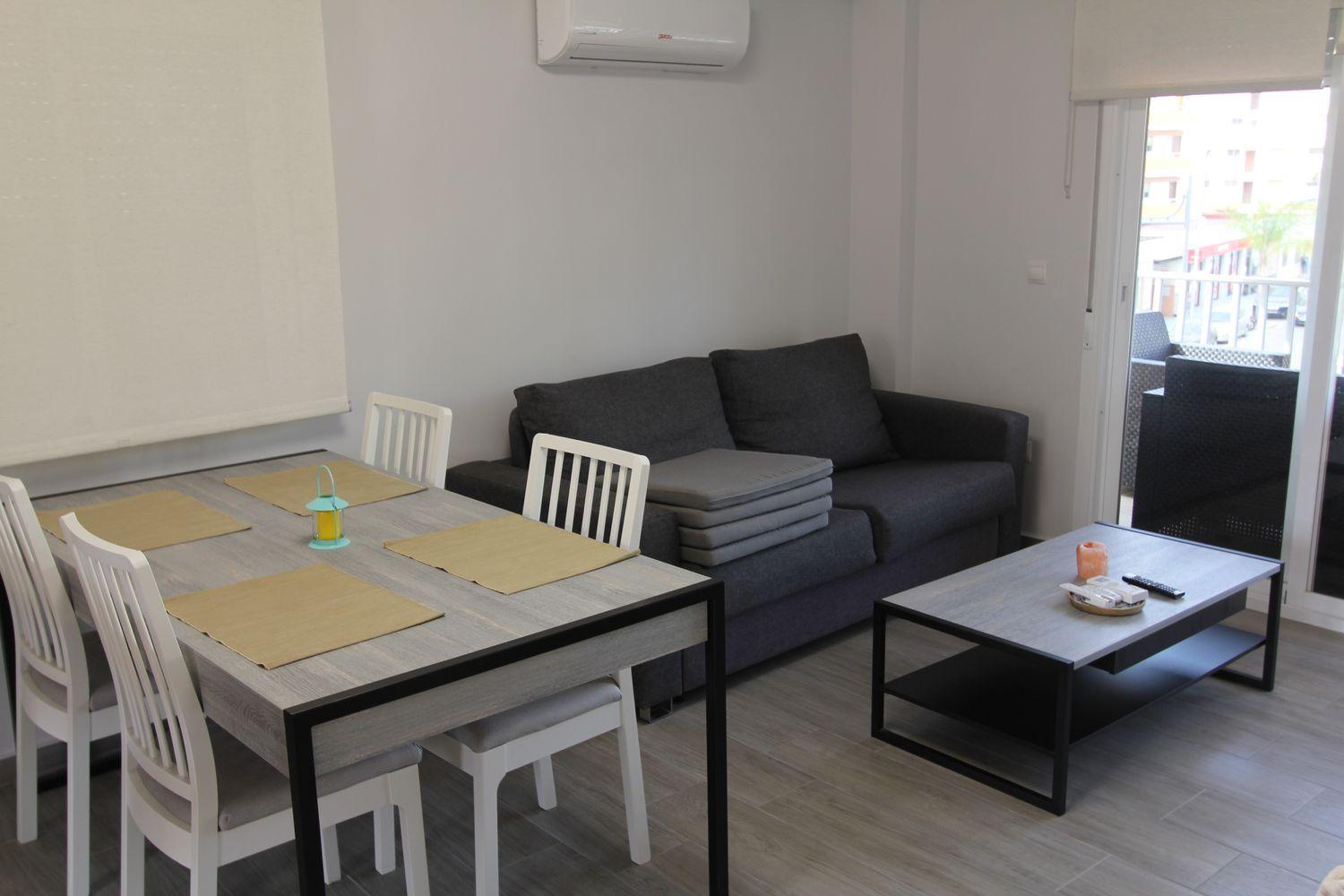 SHORT TERM APARTMENT. €600/MONTH