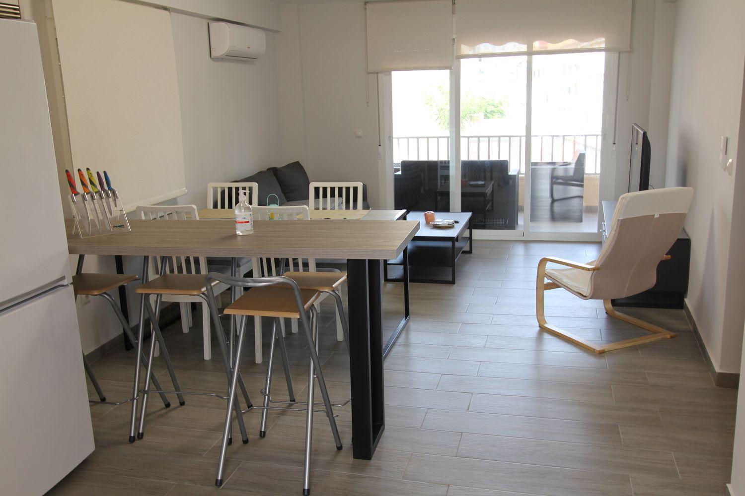 SHORT TERM APARTMENT. €600/MONTH