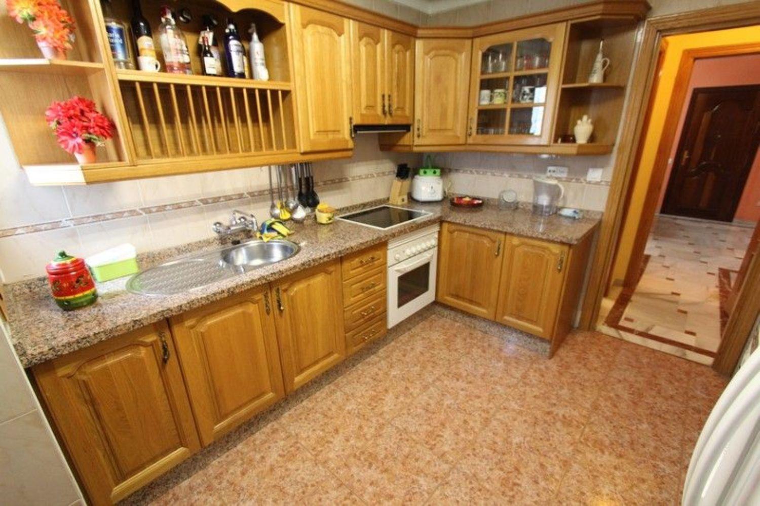CHALET  DE  CORTA TEMPORADA