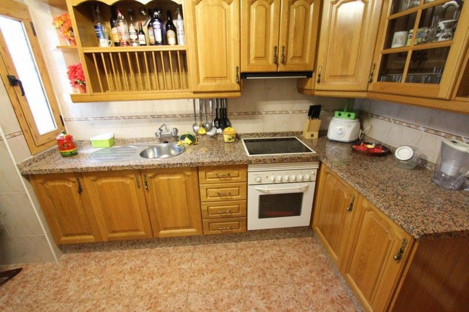 CHALET  DE  CORTA TEMPORADA