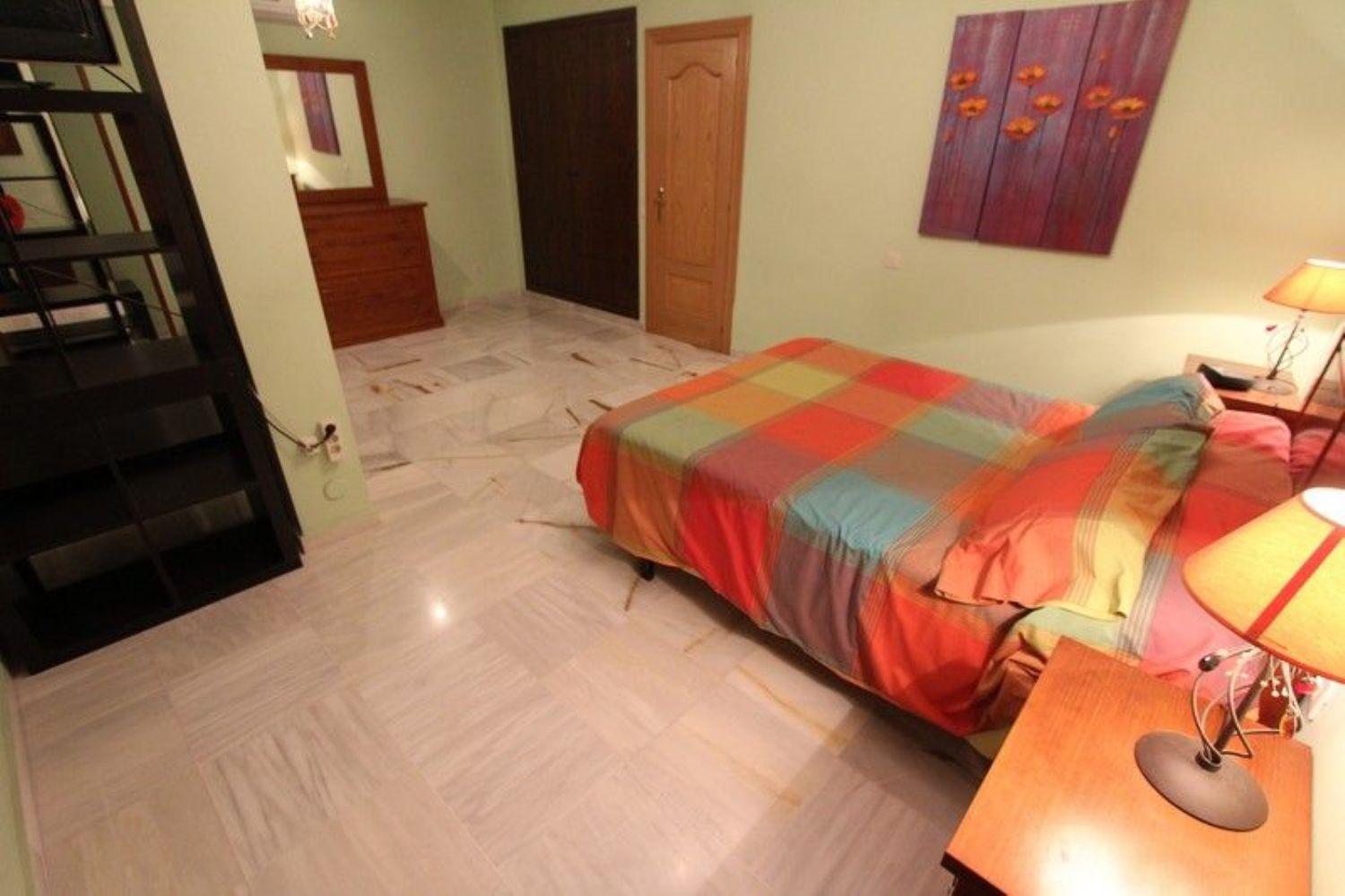 CHALET  DE  CORTA TEMPORADA