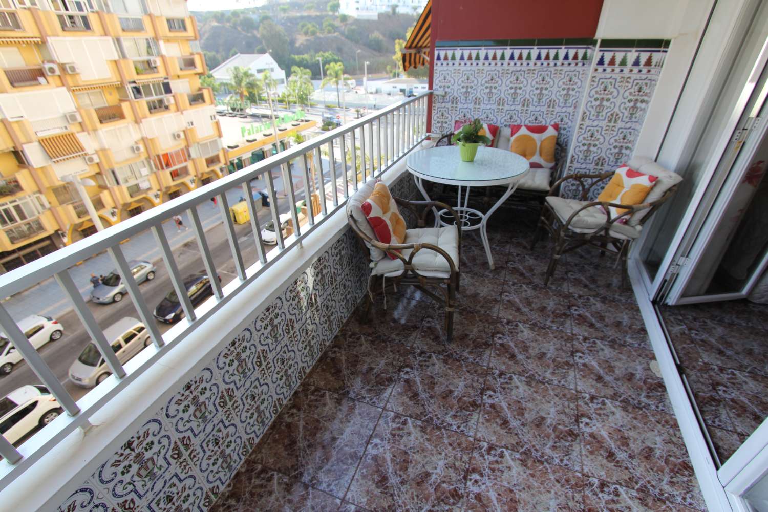 APPARTEMENT COURTE SAISON. 490 € /MOIS