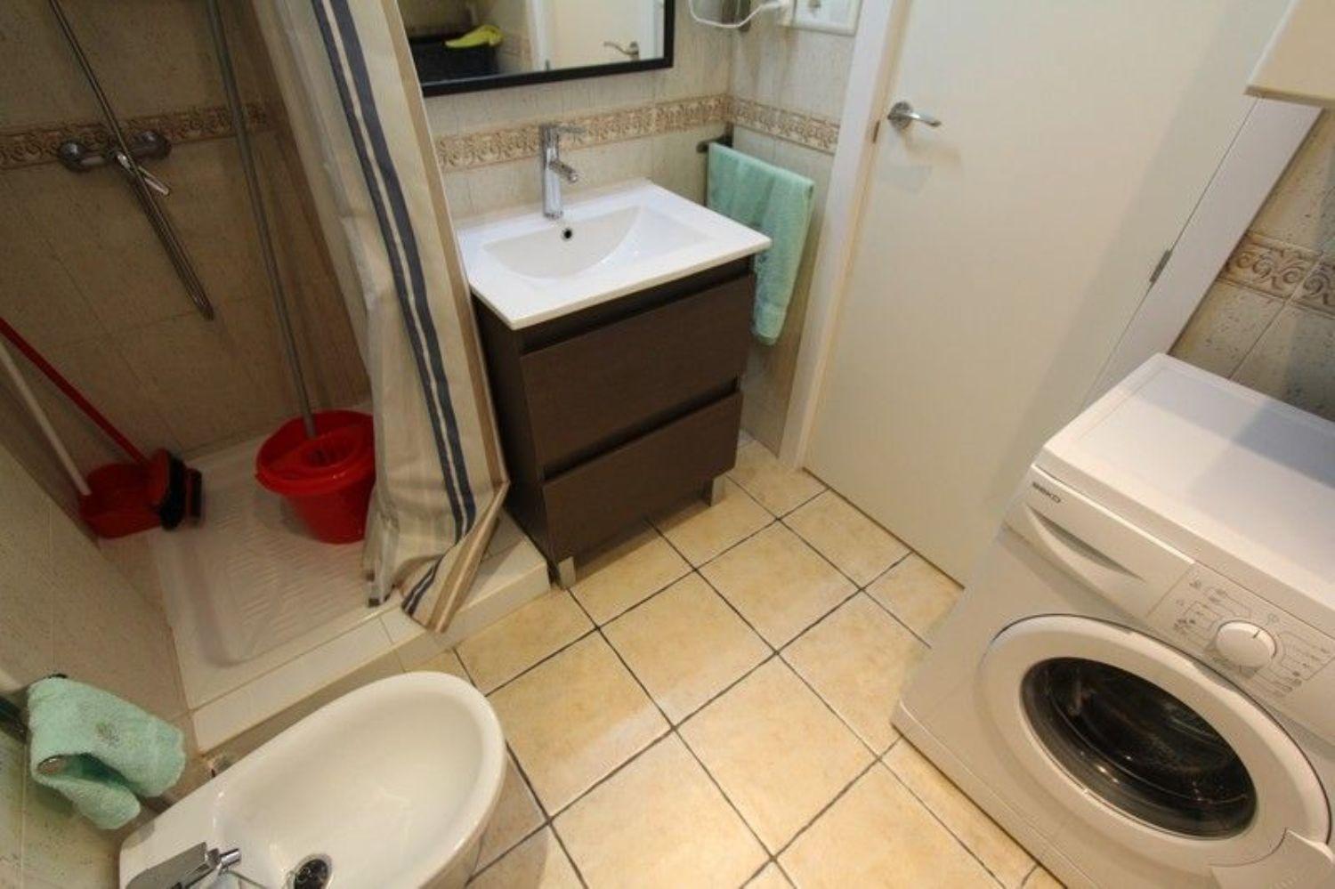 SHORT-TERM STUDIO. PRICE €450/MONTH