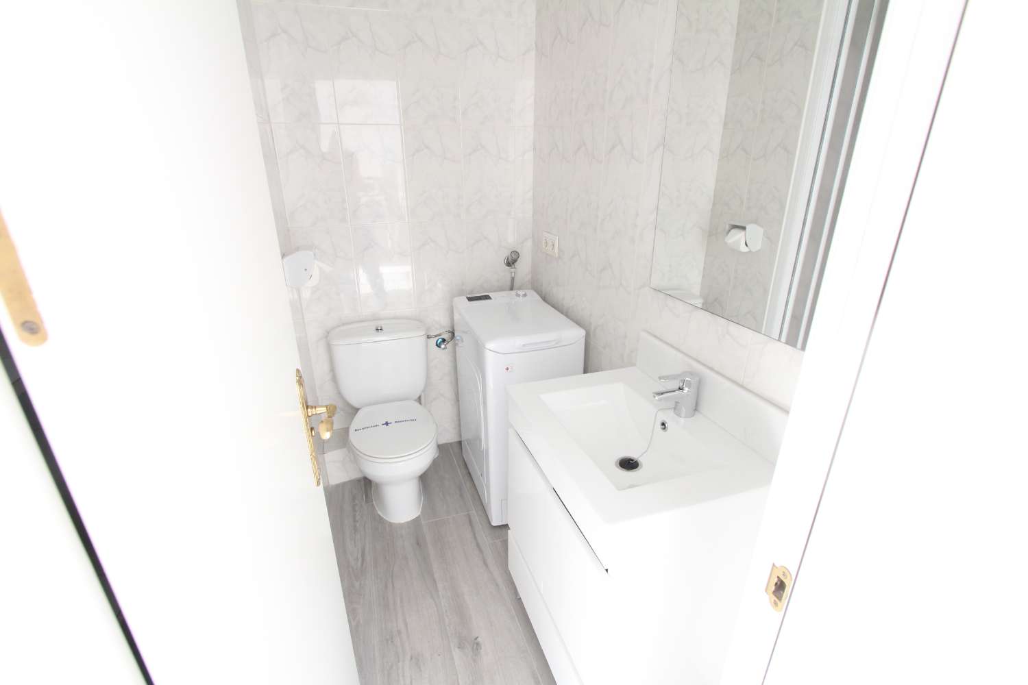 APARTAMENTO DE  CORTA TEMPORADA. 500 € /MES