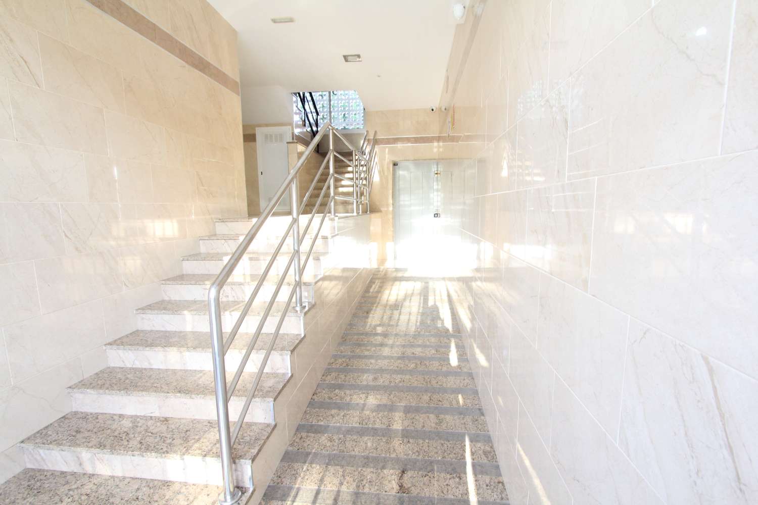 APARTAMENTO DE  CORTA TEMPORADA. 500 € /MES