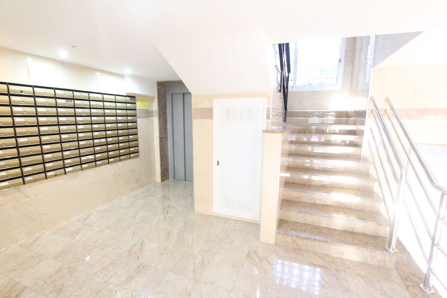 APARTAMENTO DE  CORTA TEMPORADA. 500 € /MES