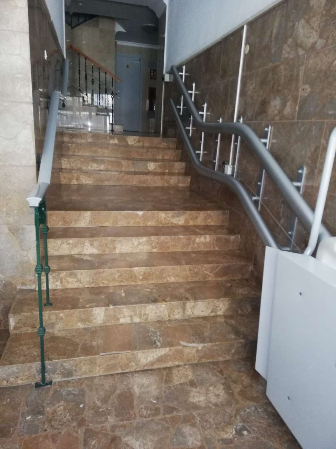 PISO DE CORTA TEMPORADA .750 € / MES
