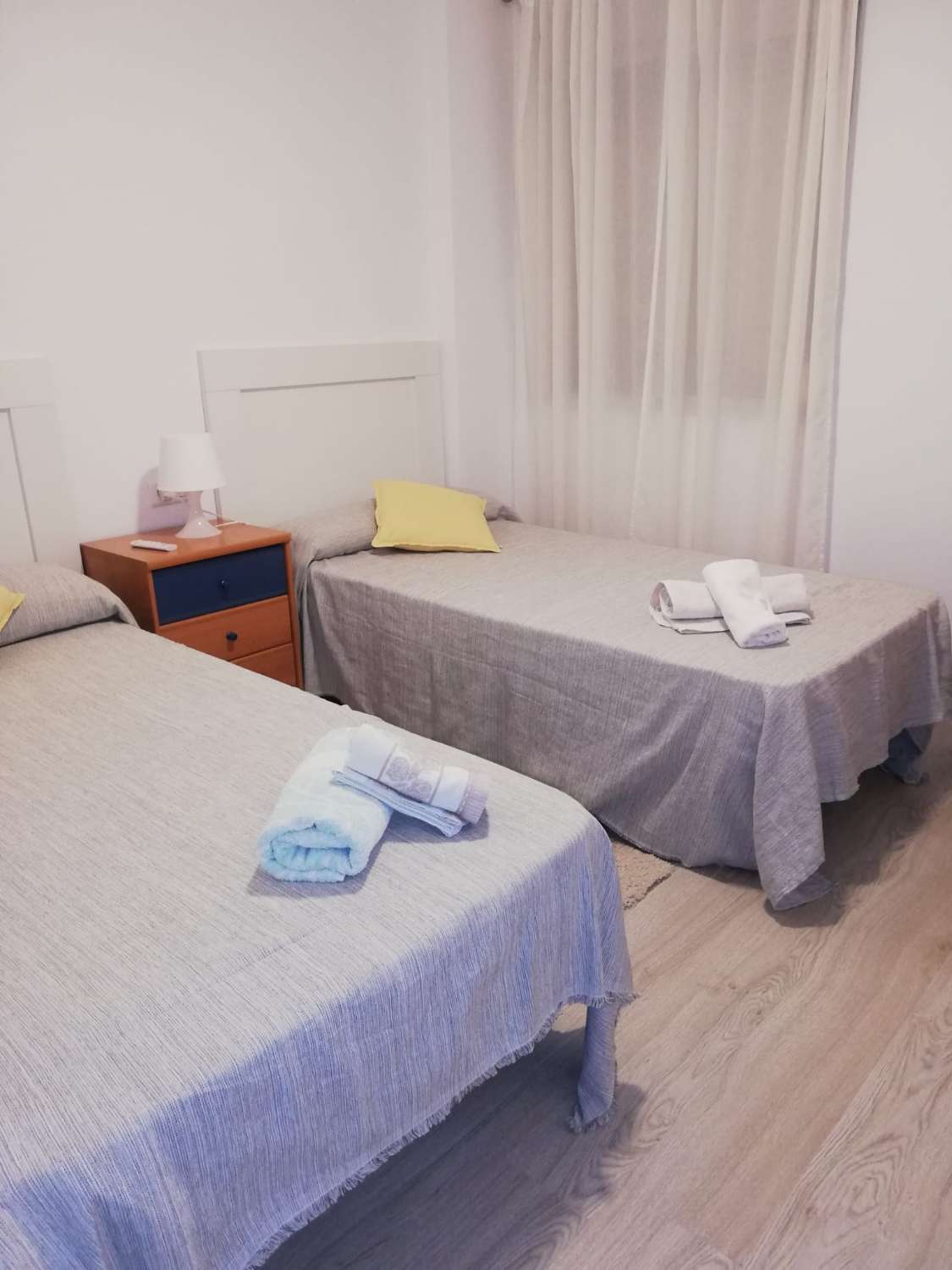 PISO DE CORTA TEMPORADA .750 € / MES